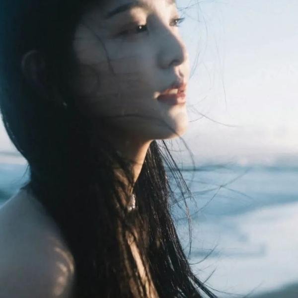 我是被害者 海报